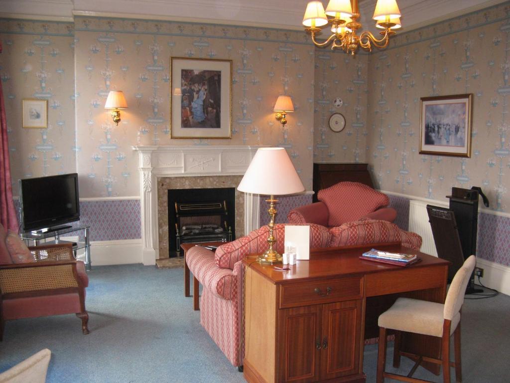 The Mount Hotel Scarborough Room photo