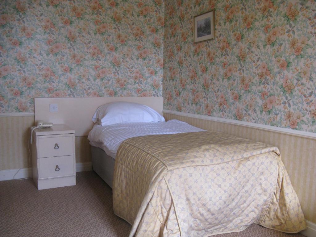 The Mount Hotel Scarborough Room photo